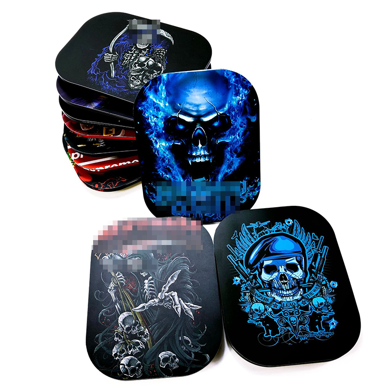 24 pcs Rolling Tray with PVC Magnetic Lid 18 x 14cm smoking accessories Small Cute Rolling Trays Printing a Vivid Cartoon
24 pcs Rolling Tray with PVC Magnetic Lid 18 x 14cm smoking accessories Small Cute Rolling Trays Printing a Vivid Cartoon