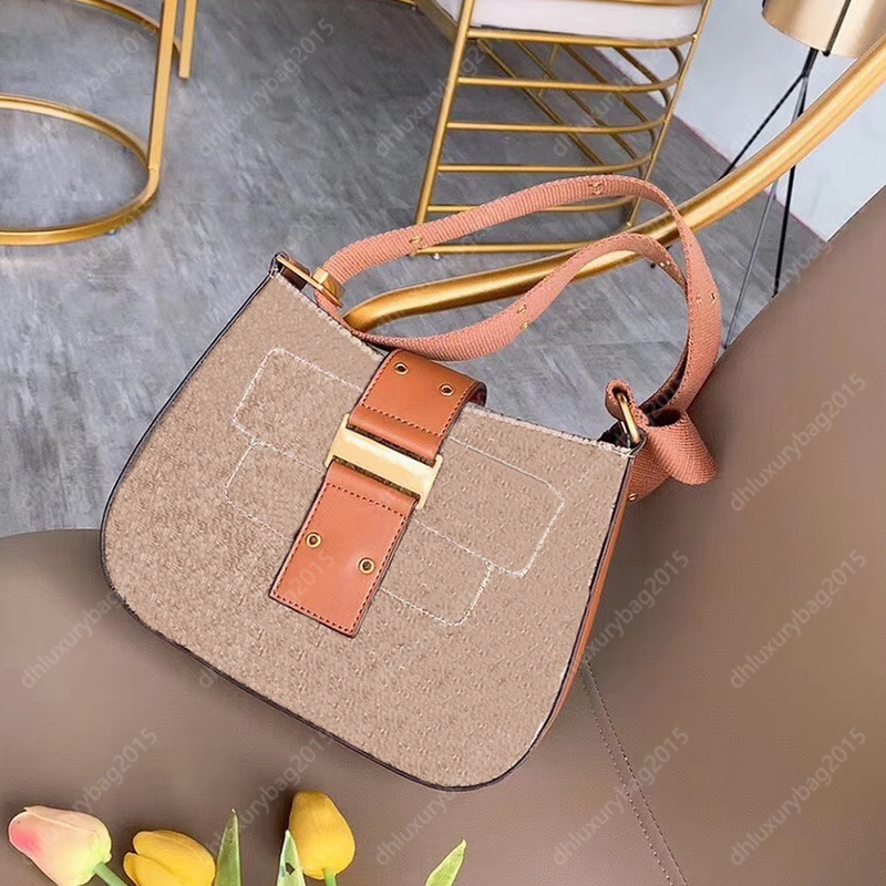 Women Letter Shoulder Bags Designer Classic Handbags Totes Bag Printed Fashion Handbag Crossbody Tote Wallets Luxury Purse, Increase freight
Women Letter Shoulder Bags Designer Classic Handbags Totes Bag Printed Fashion Handbag Crossbody Tote Wallets Luxury Purse, Increase freight