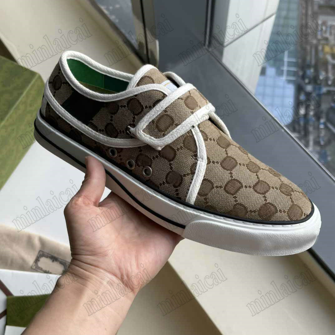 Men's Tennis 1977 Touch-strap Sneaker Hook Loop Designer Shoe Beige Ebony Jumbo Canvas Sports Shoes Strap Flat Trainers For Women Green Red Web Rubber Sole
Men's Tennis 1977 Touch-strap Sneaker Hook Loop Designer Shoe Beige Ebony Jumbo Canvas Sports Shoes Strap Flat Trainers For Women Green Red Web Rubber Sole