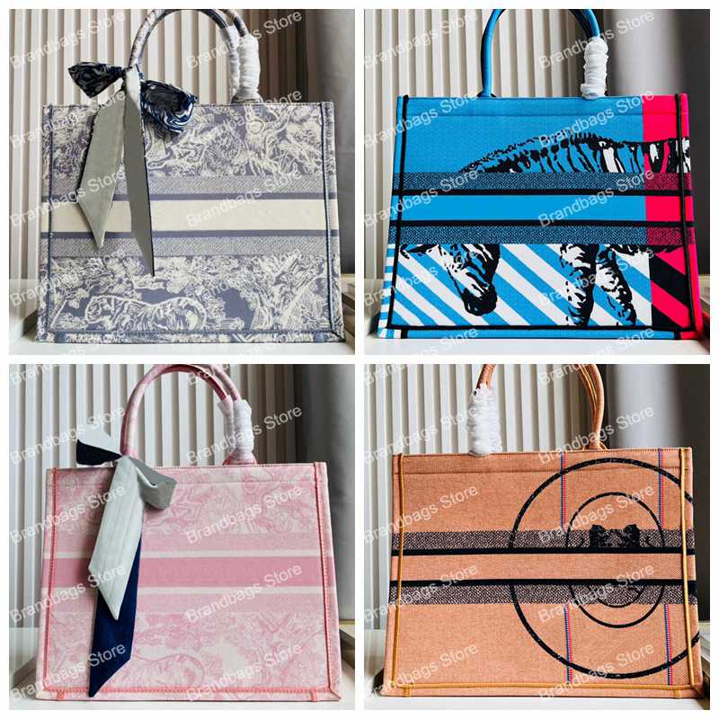TOTE BAGS BOOKS TOTES HANDBAGS DESIGNER BOOK WOMEN HANDBAG FASHION CLIASSIC PRINTING Women's Street Trend Large Capacity Pattern Printing Shopping Shoulder Bag, Dbt38
TOTE BAGS BOOKS TOTES HANDBAGS DESIGNER BOOK WOMEN HANDBAG FASHION CLIASSIC PRINTING Women's Street Trend Large Capacity Pattern Printing Shopping Shoulder Bag, Dbt38