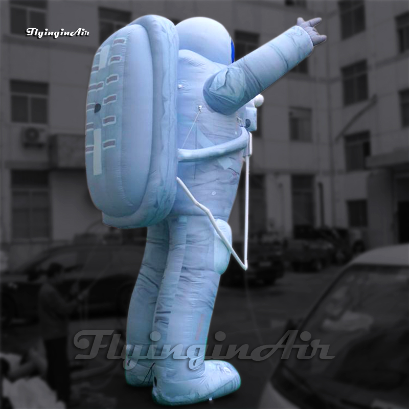 Giant Inflatable Astronaut Simulated Character Model 6m Spaceman Air Blow Up Space Traveler For Carnival Stage Show