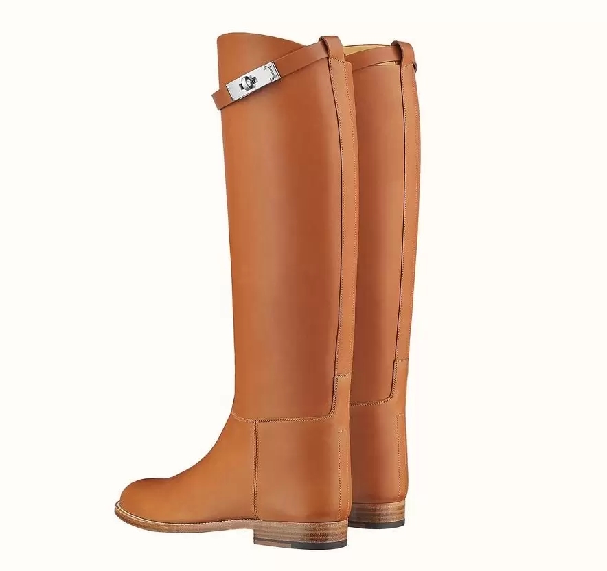 Luxurious Winter Kelly Buckles Jumping Knee Boots Ankle Boot Leather Women's Booty Ladies Martin chunky heel High Quality Cool Knight Western size 35-42
Luxurious Winter Kelly Buckles Jumping Knee Boots Ankle Boot Leather Women's Booty Ladies Martin chunky heel High Quality Cool Knight Western size 35-42