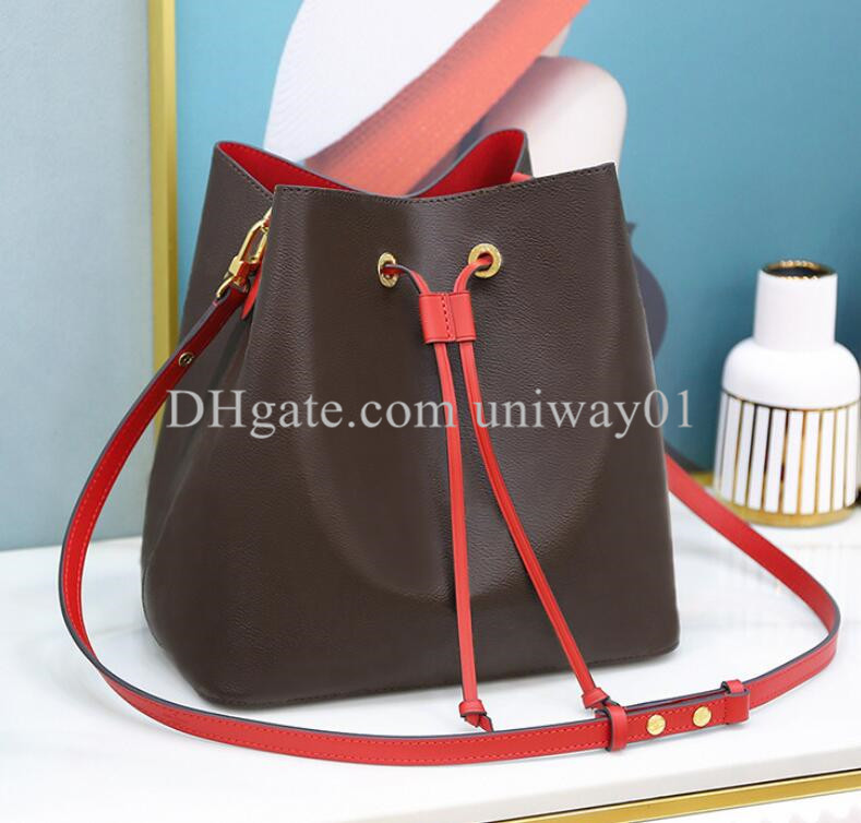 High Quality Woman shoulder bag handbag purse tote classic flower checked damier fashion classic bucket wholesale, 44022
High Quality Woman shoulder bag handbag purse tote classic flower checked damier fashion classic bucket wholesale, 44022