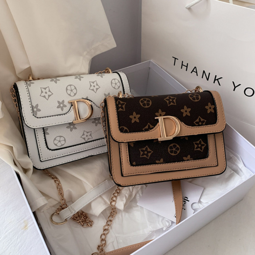 20% off sitewide 2022 Top Design Luxury Bags luxury accessories Women's chain version versatile flower cross small square Bag foreign style printed, White
20% off sitewide 2022 Top Design Luxury Bags luxury accessories Women's chain version versatile flower cross small square Bag foreign style printed, White