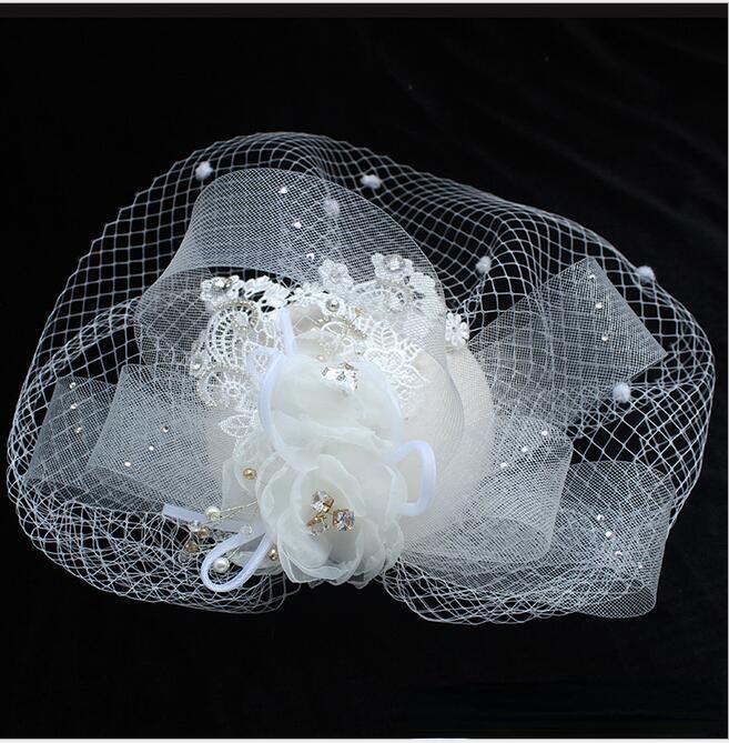 Headpieces Fashion Beige Wedding Bridal Hats For Ladies Lace Fascinator Cover Mask Pearls Flower StageHeadpieces
Headpieces Fashion Beige Wedding Bridal Hats For Ladies Lace Fascinator Cover Mask Pearls Flower StageHeadpieces