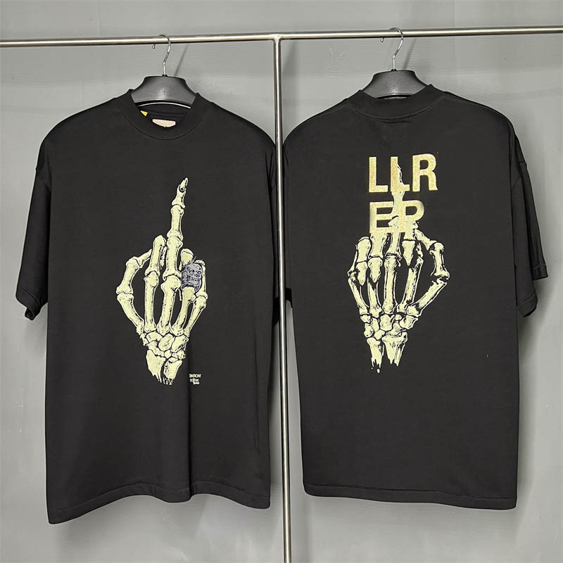 22ss Summer Skull Men' T-shirts Fashion Men Short Sleeve T shirt Women Clothes Casual Cotton Tee, Black hand tee
22ss Summer Skull Men' T-shirts Fashion Men Short Sleeve T shirt Women Clothes Casual Cotton Tee, Black hand tee