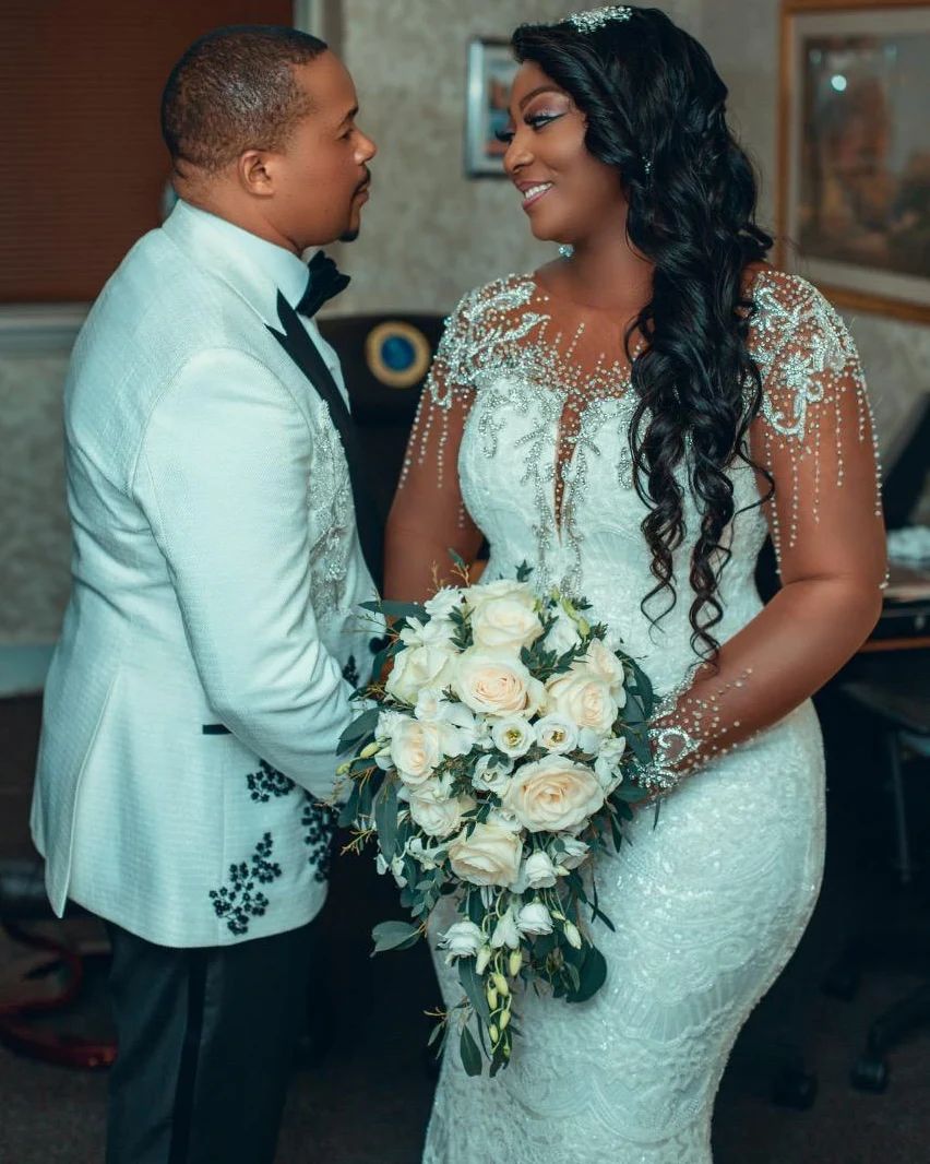 2022 Plus Size Arabic Aso Ebi Luxurious Mermaid Lace Wedding Dress Sheer Neck Long Sleeves Bridal Gowns Dress ZJ858