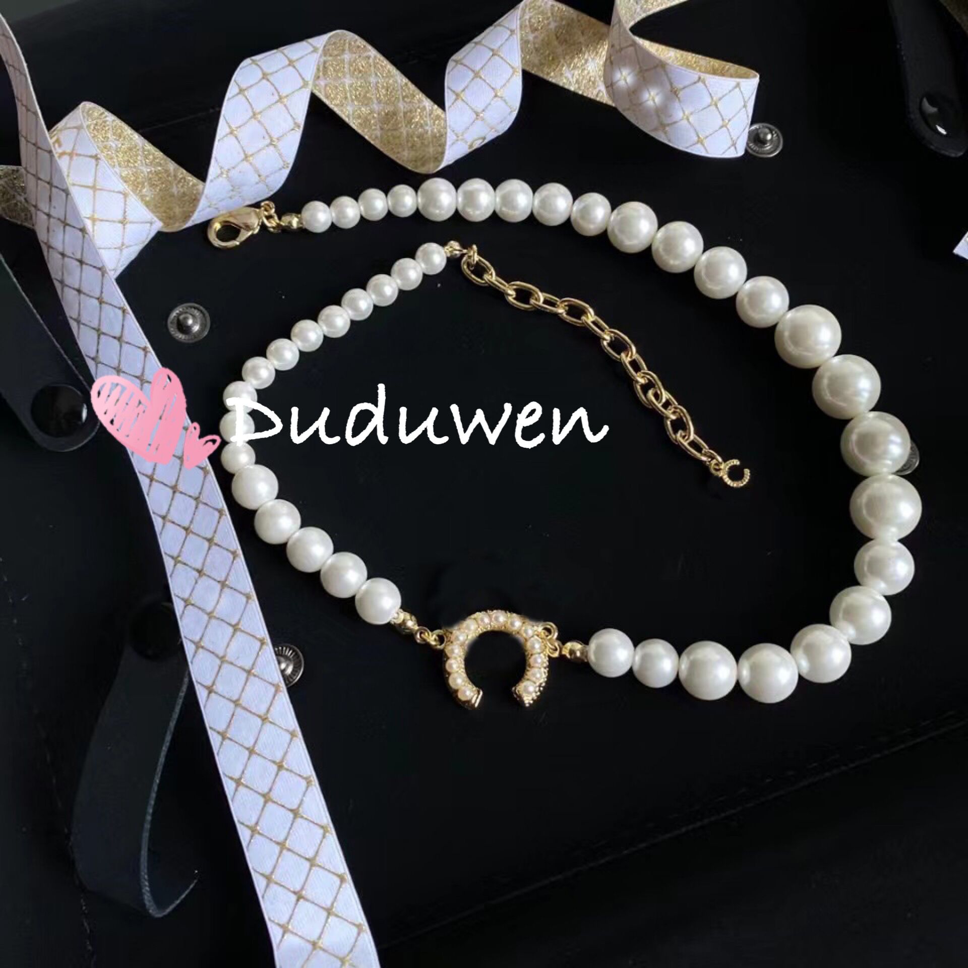 collction item fashion pearl metal necklace for party wear stamped choker classic pearls 7cm of C gift party- gift 39cm
collction item fashion pearl metal necklace for party wear stamped choker classic pearls 7cm of C gift party- gift 39cm