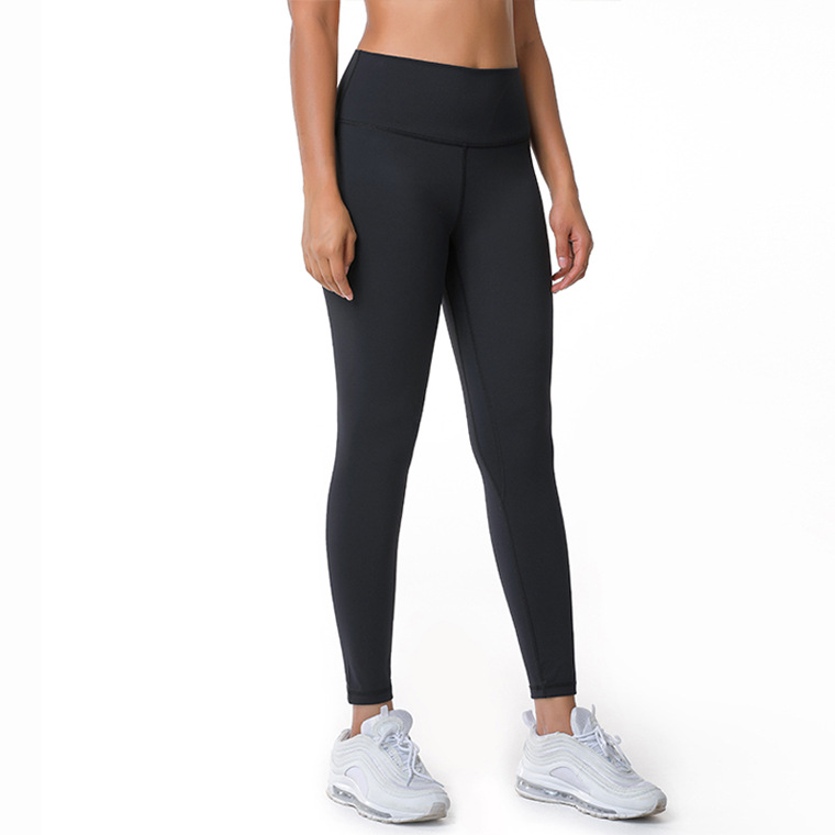 lu-N1903 yoga new double-sided sanded comfortable and breathable yoga pants female skin-friendly high waist buttocks nine-point pants
lu-N1903 yoga new double-sided sanded comfortable and breathable yoga pants female skin-friendly high waist buttocks nine-point pants