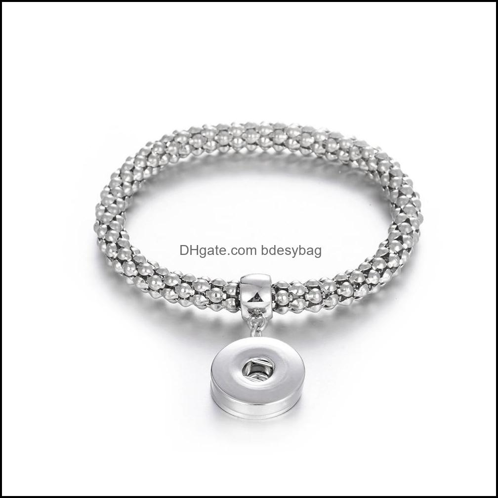 Charm Bracelets Noosa Chunk Clasp Bracelet Metal Diy Button Sier Corn Chain Personalized Jewelry Drop Delivery 2021 Bdesybag Dhoni
Charm Bracelets Noosa Chunk Clasp Bracelet Metal Diy Button Sier Corn Chain Personalized Jewelry Drop Delivery 2021 Bdesybag Dhoni