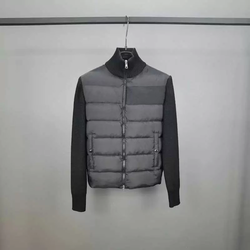 2023 France High Quality Mens down jacket Letter Monclair Knitted women Parkas Panel Casual coats Bomber jackets Designers Men Clothing
2023 France High Quality Mens down jacket Letter Monclair Knitted women Parkas Panel Casual coats Bomber jackets Designers Men Clothing