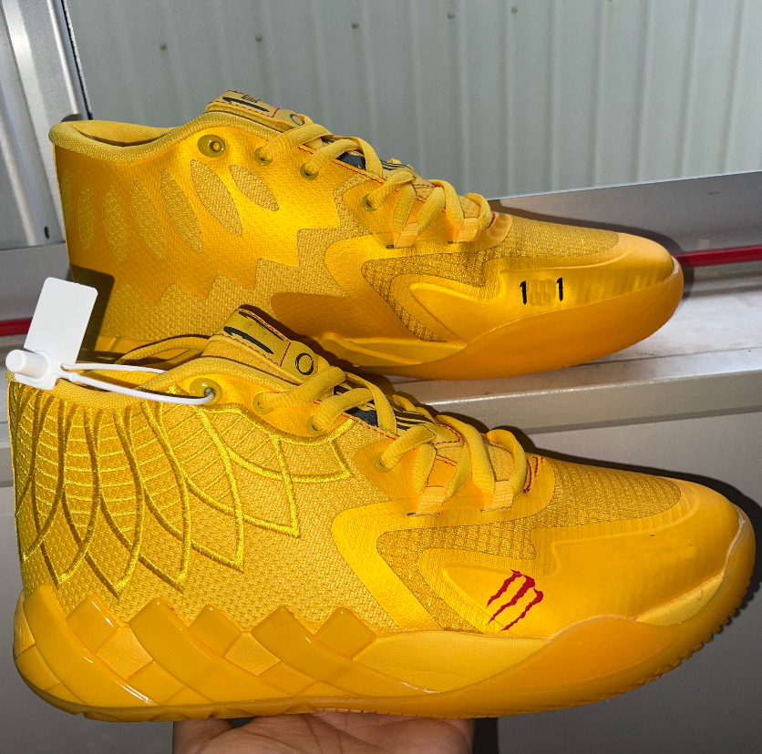 LaMelo Ball MB1 Bruce Lee kids for sale TOP Quality Rick Morty Galaxy Basketball Shoes store outle US7.5-US12
LaMelo Ball MB1 Bruce Lee kids for sale TOP Quality Rick Morty Galaxy Basketball Shoes store outle US7.5-US12