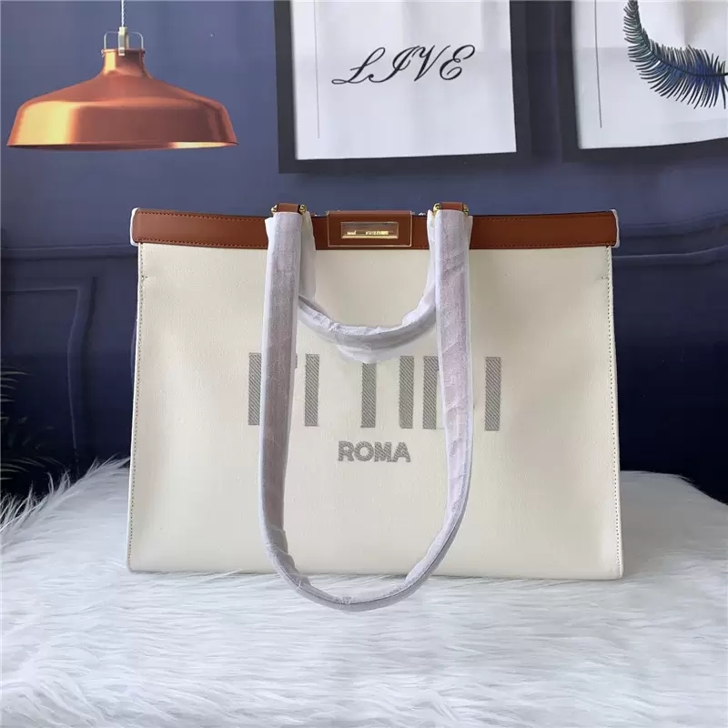 Designer Bags Luxury handbags purse Peekaboo X-Tote Embroidered Zucca Canvas fashion Tote women Shoulder Bag high quality, Don't pay it
Designer Bags Luxury handbags purse Peekaboo X-Tote Embroidered Zucca Canvas fashion Tote women Shoulder Bag high quality, Don't pay it