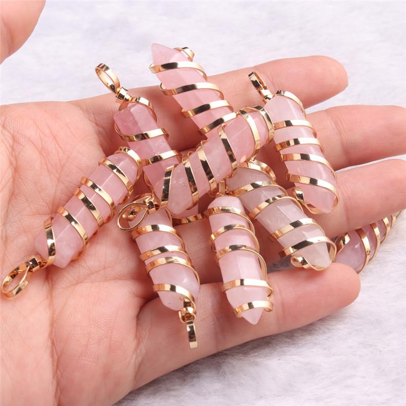 Pendant Necklaces Wholesale Gold Wire Wrapped Rose Pink Quartz Healing Crystal Pillar Charms Chakra Pendants For MakingPendant
Pendant Necklaces Wholesale Gold Wire Wrapped Rose Pink Quartz Healing Crystal Pillar Charms Chakra Pendants For MakingPendant