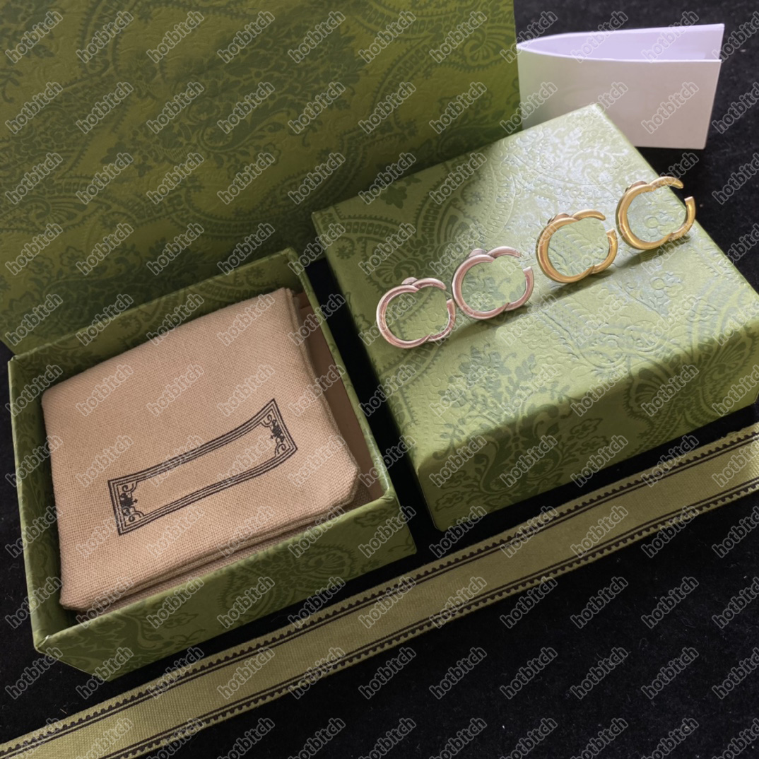 Stylish Double Letter Silver Earrings European American Style Charm Ear Studs Gold Stamps Eardrop Dangler Valentine Day Birthday With Gift Box
Stylish Double Letter Silver Earrings European American Style Charm Ear Studs Gold Stamps Eardrop Dangler Valentine Day Birthday With Gift Box