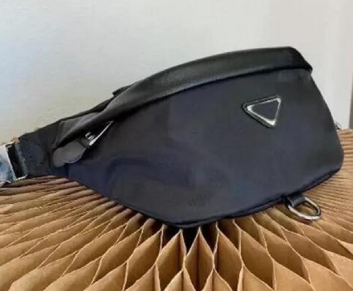 2022 Designer Women men waist Bags fashion shoulder bag high quality nylon chest belt crossbody bag handbag Fannyback bumbag purse, Black
2022 Designer Women men waist Bags fashion shoulder bag high quality nylon chest belt crossbody bag handbag Fannyback bumbag purse, Black