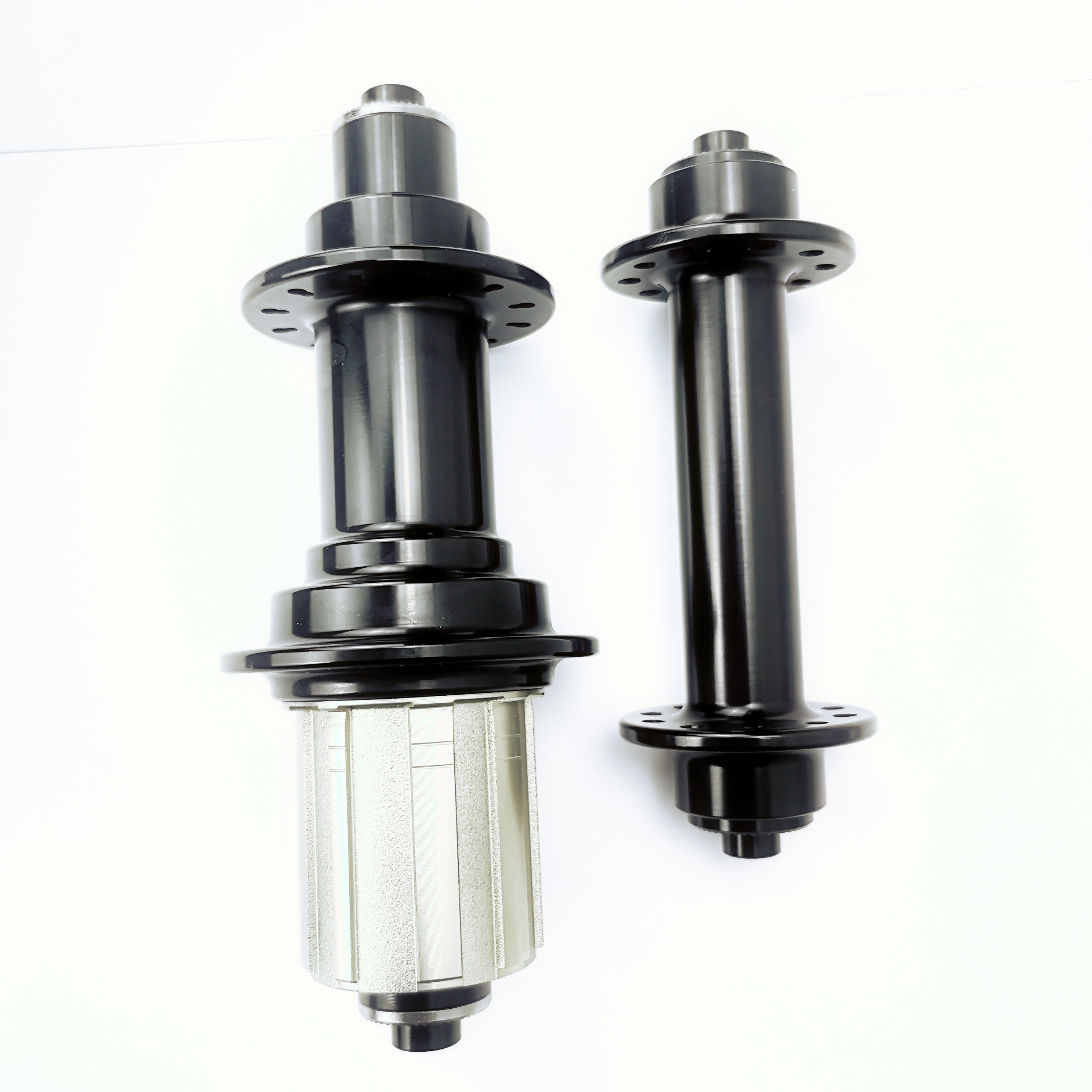 285g S R13 V Brake Road Bike Aluminum Hub for SHIMAN0 or Campy Sealed Bearings Hub QR HG Front 20 Holes Rear 24Holes