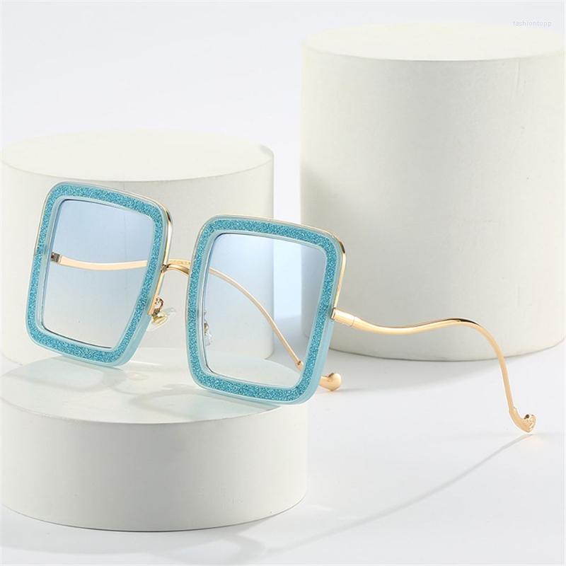 Sunglasses Women Men's Oversized Square Gradient Female Brand Designer Trend Crystal Frame Glasses Driving Outdoor FashionSunglasses
Sunglasses Women Men's Oversized Square Gradient Female Brand Designer Trend Crystal Frame Glasses Driving Outdoor FashionSunglasses