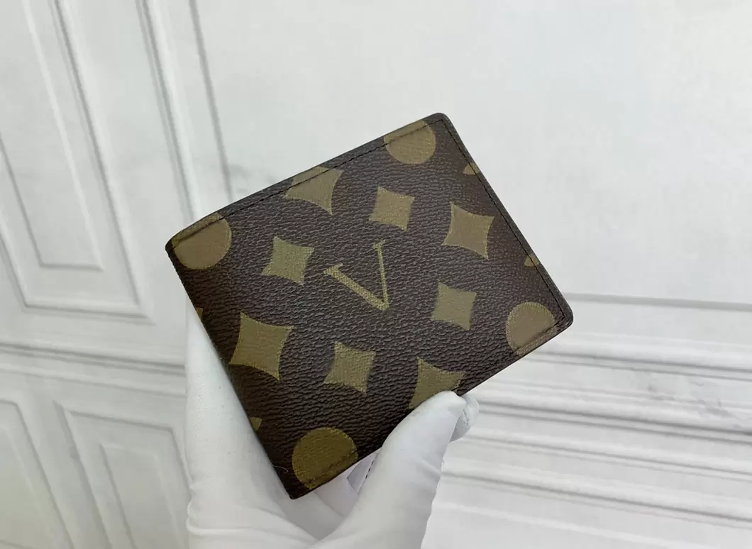 HH Fashion LVs Paris plaid designer wallets luxurys Mens Womens leather bags High Quality Classic Letters Key coin Purse Original Box Plaid card holder M60895
HH Fashion LVs Paris plaid designer wallets luxurys Mens Womens leather bags High Quality Classic Letters Key coin Purse Original Box Plaid card holder M60895