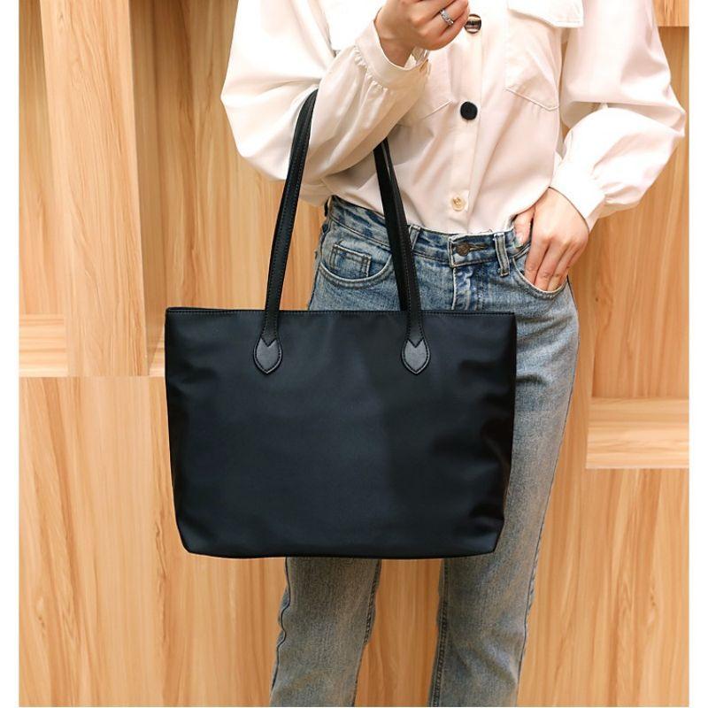 Evening Bags Large Capacity Tote Underarm For Women Luxury Handbags Waterproof Oxford Cloth Shoulder Crossbody Girl's A4 Book BagEvening, Black
Evening Bags Large Capacity Tote Underarm For Women Luxury Handbags Waterproof Oxford Cloth Shoulder Crossbody Girl's A4 Book BagEvening, Black