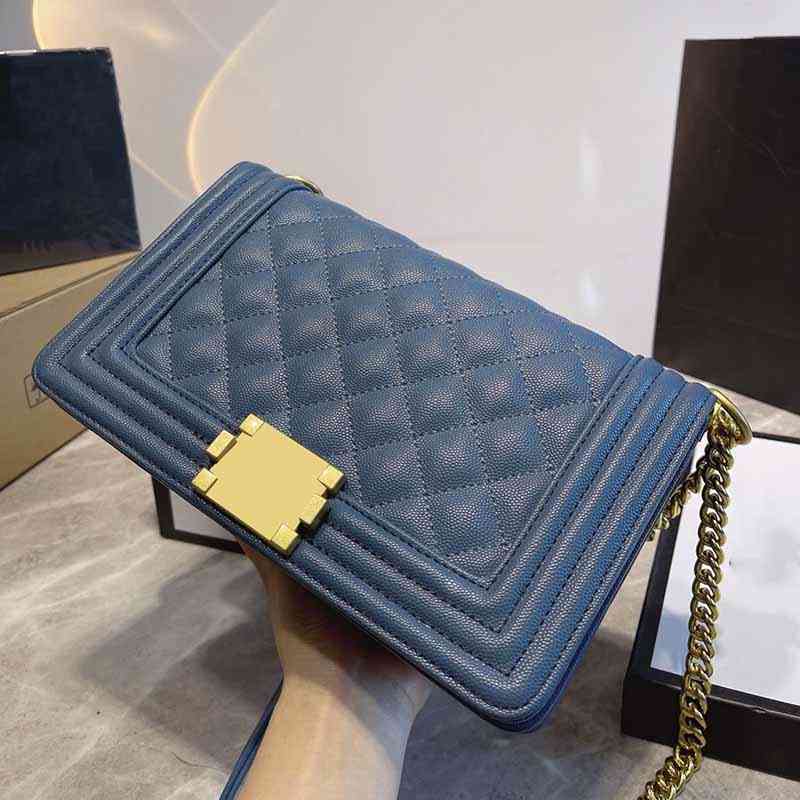 Women Luxury Flap Designer Bag Genuine Leather Solid Color Crossbody Bags Gold-Tone/Sliver-Tone Metal Chain High Capacity Sequined Inimitabl, Box
Women Luxury Flap Designer Bag Genuine Leather Solid Color Crossbody Bags Gold-Tone/Sliver-Tone Metal Chain High Capacity Sequined Inimitabl, Box