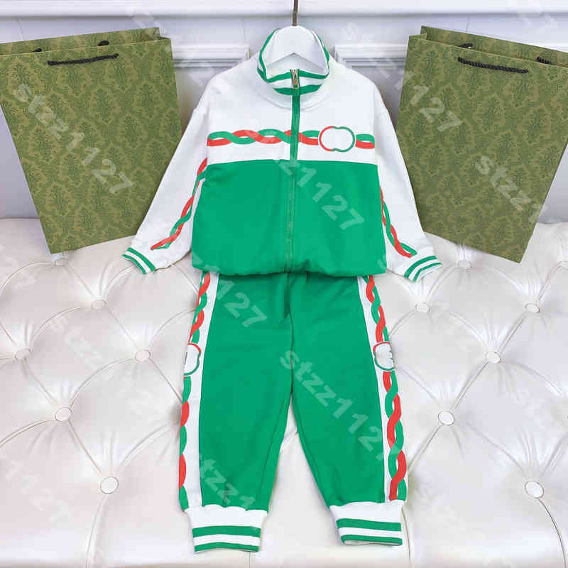 designer kids set brand tracksuit luxury zip jacket two piece pants children sportswear
designer kids set brand tracksuit luxury zip jacket two piece pants children sportswear