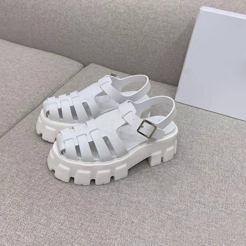 Women slippers side Sandals womens sandal Designer platform Monolith beach foam rubber slides white black slide with box
Women slippers side Sandals womens sandal Designer platform Monolith beach foam rubber slides white black slide with box