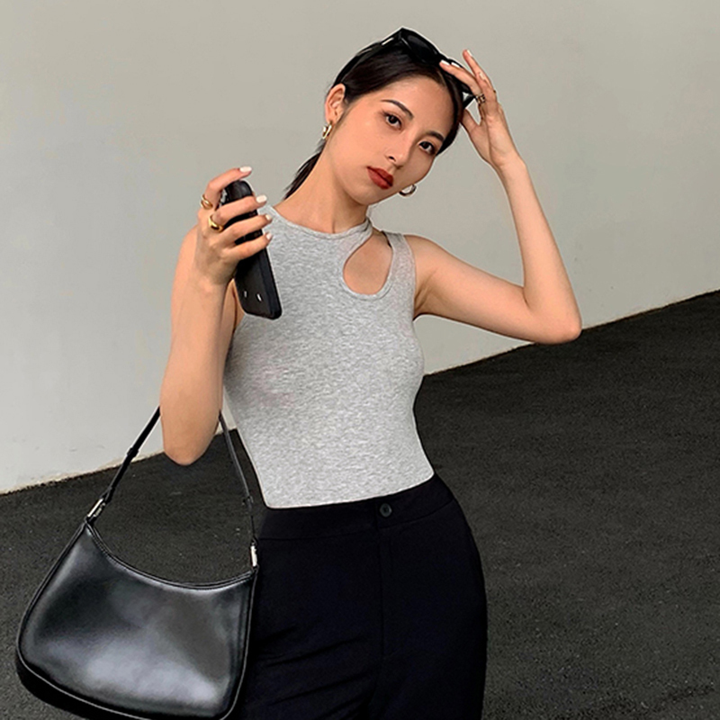 TWOWINSYLE Casual White Cut Out Women's Shirt Round Neck Sleeveless Korean Slim Shirts Female Clothing Summer Fashion 220328