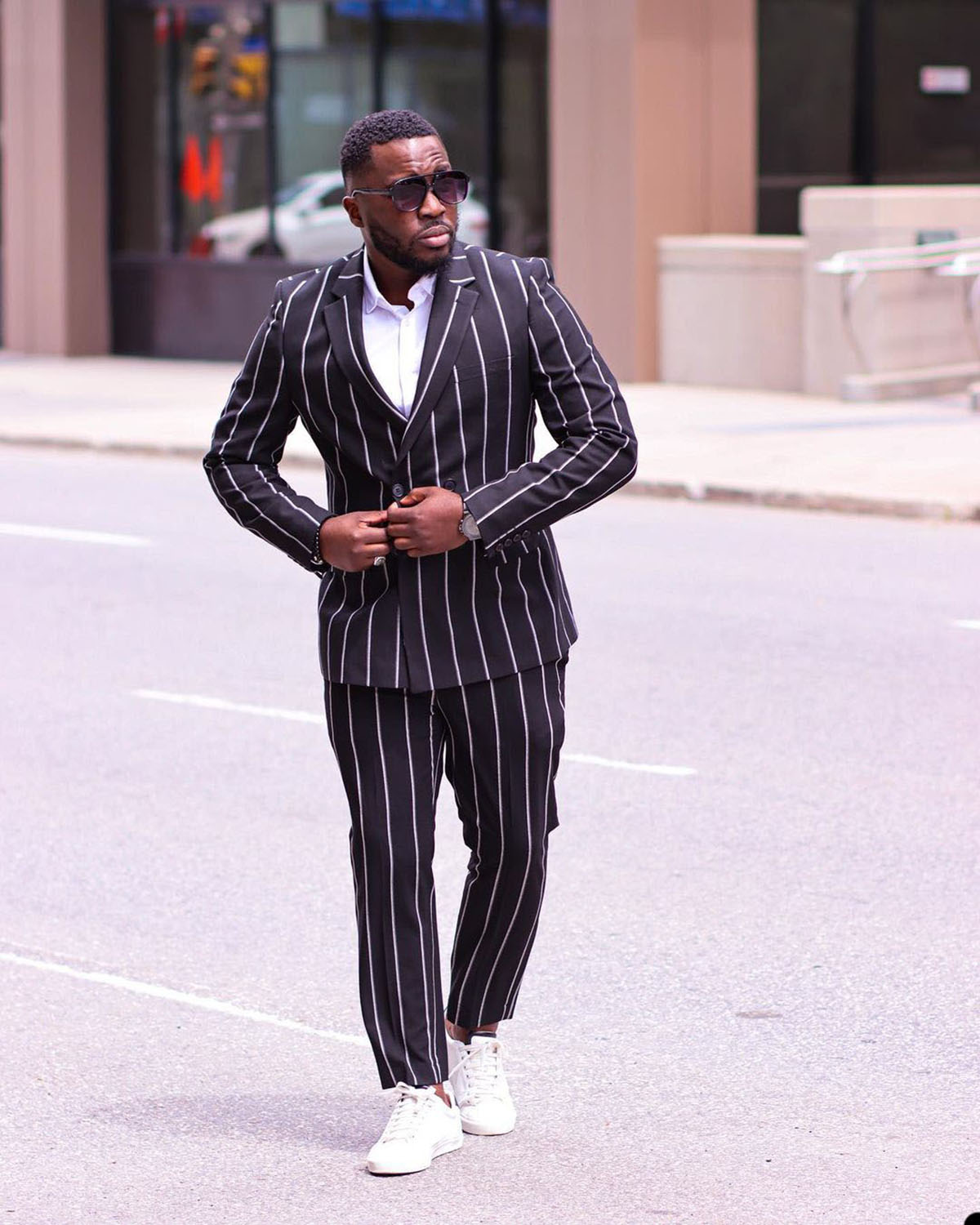 Plus Size Black Striped Tuxedos Men Pants Suits Set 2 Pieces Slim Fit Peaked Lapel Outfits Wedding Blazer Jacket