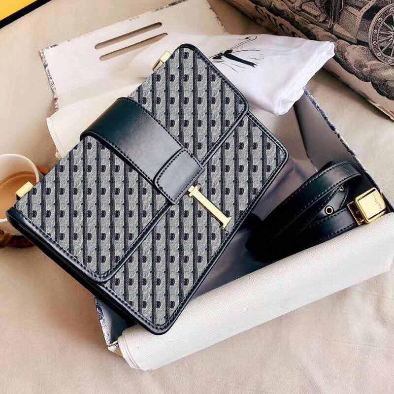 Version Fashion Bag Shoulder Mini Crossbody 0000 Versatile Thread Plain Handbags Honorable Leisure Handbag Bags Single Korean Cueso, Sky blue
Version Fashion Bag Shoulder Mini Crossbody 0000 Versatile Thread Plain Handbags Honorable Leisure Handbag Bags Single Korean Cueso, Sky blue