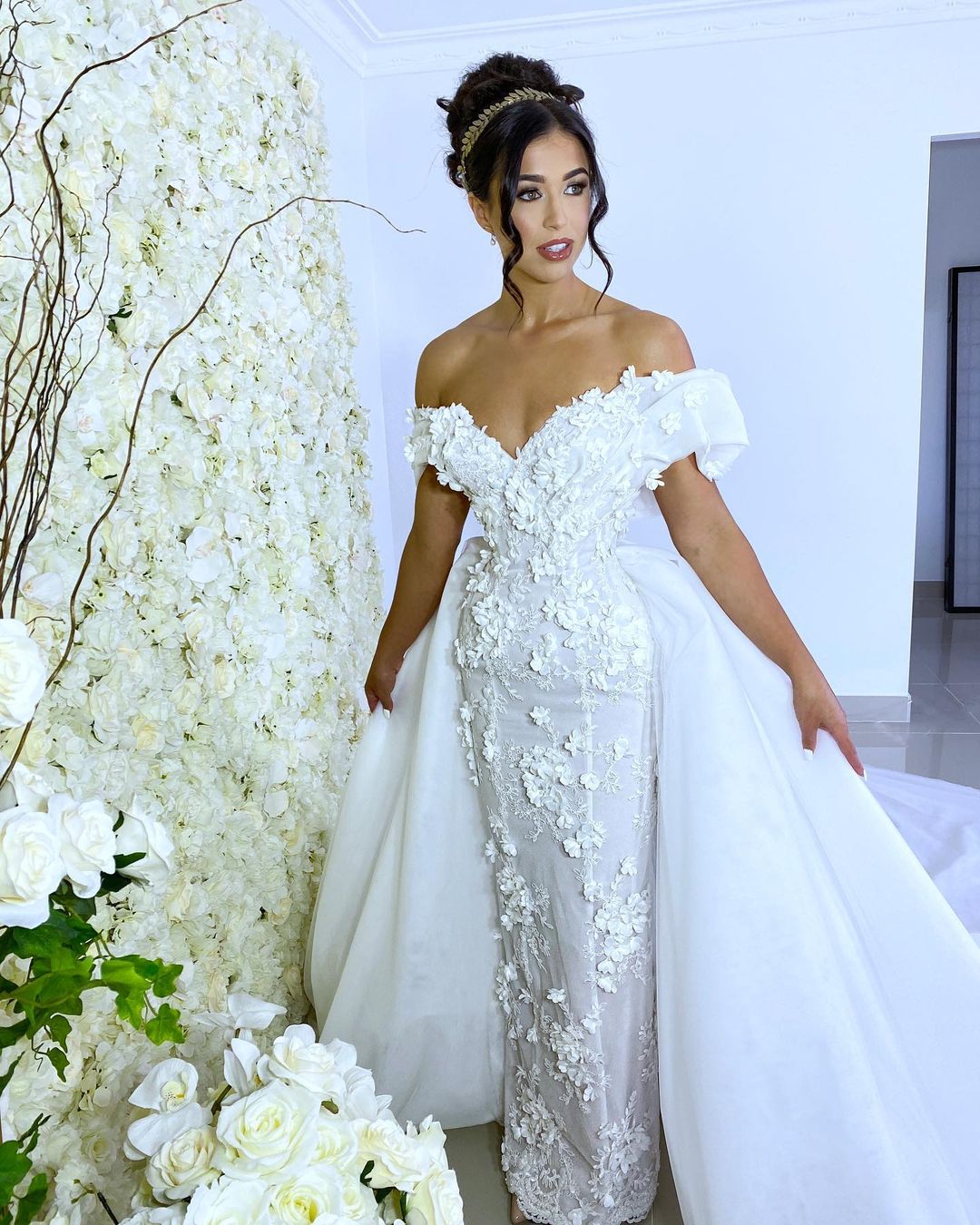 Luxury Dubai Saudi Arabic Lace Mermaid Wedding Dress Sexy Illusion Off Shoulder Flower Appliques Bride Dresses Wedding Gowns