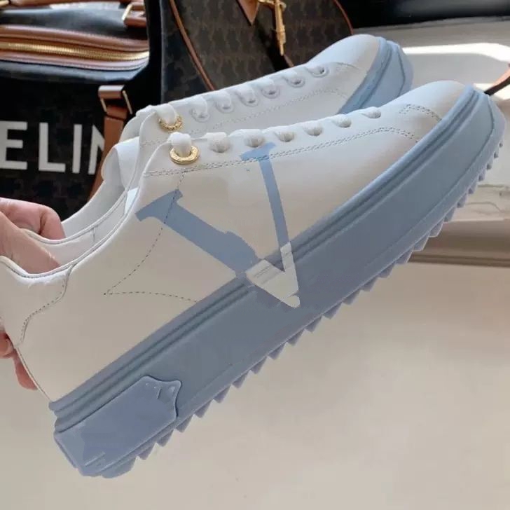 Genuine leather shoes woman TIME OUT Sneakers Latest LUXURY women shoe Size 35-41 model HYmnm0001
Genuine leather shoes woman TIME OUT Sneakers Latest LUXURY women shoe Size 35-41 model HYmnm0001