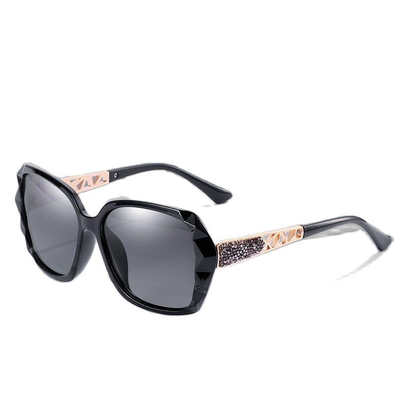 Sunglasses Polarized Ladies Fashionable Luxury Casual For Women UV Protection Eyewear Oculos Lunette De Soleil FemmeSunglasses
Sunglasses Polarized Ladies Fashionable Luxury Casual For Women UV Protection Eyewear Oculos Lunette De Soleil FemmeSunglasses