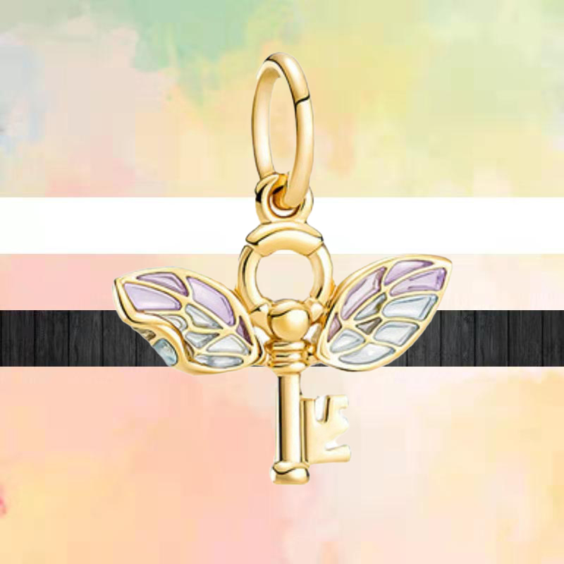 S925 Bracelet Charms For Charm Set Original Box Gold Color Moon Star Lucy Cat Castle Wing Pendants Family Love European Bead Necklace Charms Jew