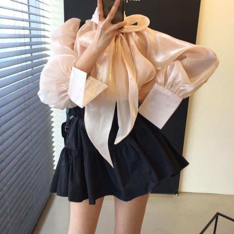Women' T-Shirt 2022 Autumn Fashion Women French Style Retro Puff Sleeve Shirt Solid Lace-up Butterfly Glossy Satin Stand Collar TopWomen, Champagne
Women' T-Shirt 2022 Autumn Fashion Women French Style Retro Puff Sleeve Shirt Solid Lace-up Butterfly Glossy Satin Stand Collar TopWomen, Champagne