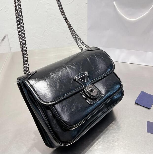 Designer Women Bags Triangle P Shoulder Crossbody Chain Bag Clutch Flap Messenger Wallet Purse Letters Waist Women High Quality Leather Classics Handbags, Pink
Designer Women Bags Triangle P Shoulder Crossbody Chain Bag Clutch Flap Messenger Wallet Purse Letters Waist Women High Quality Leather Classics Handbags, Pink