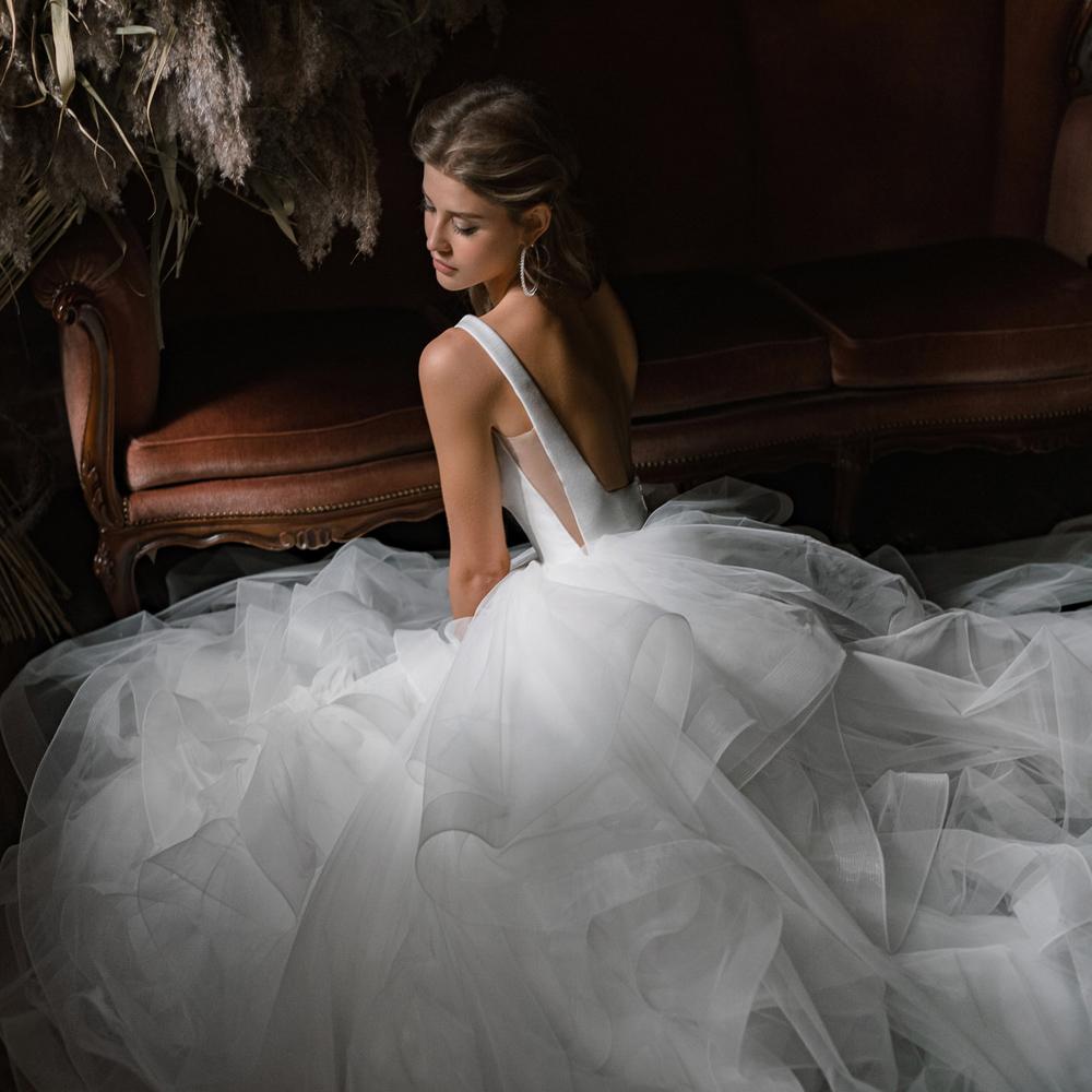 Elegant A-line Wedding Dresses Sleeveless Strapless High Neck A Line Bridal Gowns Lace Satin Lace Ruffles High Waist Plus Size Sweep Length Train Cust