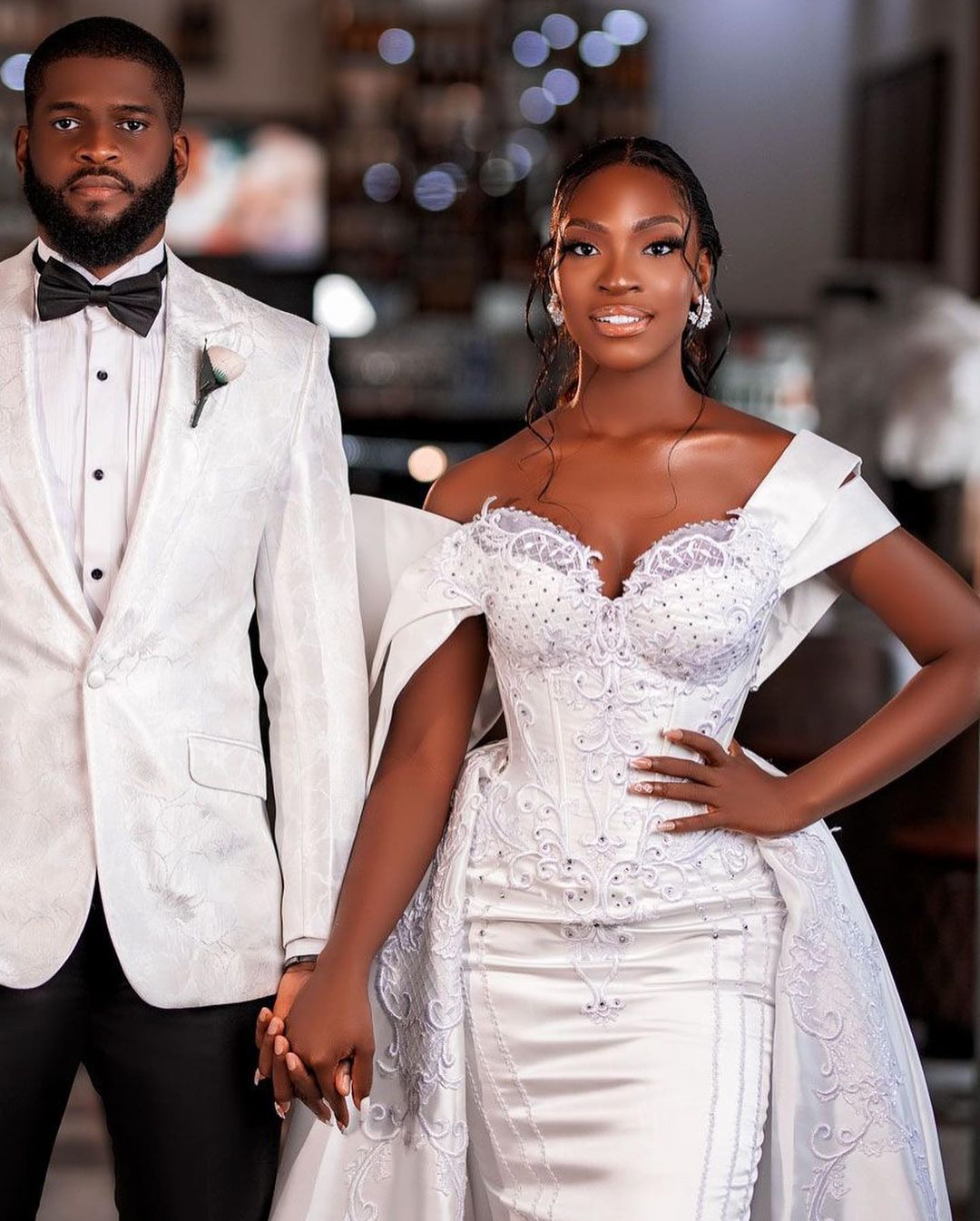 2022 Plus Size Arabic Aso Ebi Stylish Mermaid Crystals Wedding Dress Sweetheart Satin Bridal Gowns Dresses ZJ922