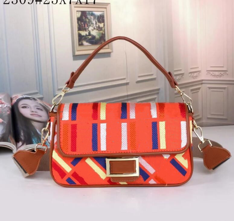 Women Crossbody Bag Underarm Bags Hardware Envelope Flap Letter Embroidery Handbags Luxurys DesignersTravel Bag Postman Retro Messenger, White
Women Crossbody Bag Underarm Bags Hardware Envelope Flap Letter Embroidery Handbags Luxurys DesignersTravel Bag Postman Retro Messenger, White