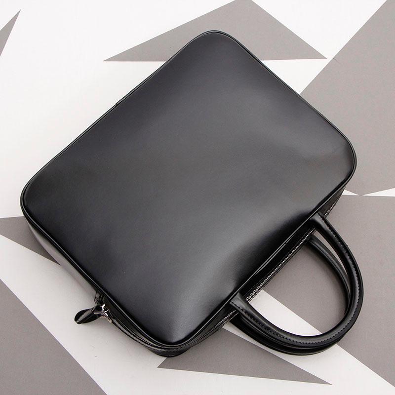 Briefcases Simple Men's Bag Genuine Leather Business Crossbody Large Capacity Handbag Laptop Briefcase.Briefcases, Strapless strap
Briefcases Simple Men's Bag Genuine Leather Business Crossbody Large Capacity Handbag Laptop Briefcase.Briefcases, Strapless strap