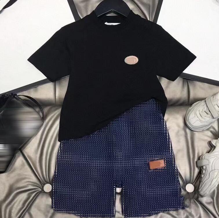 Designer Children baby Clothing Sets Short Sleeve Cowboy Elastic Shorts black white Outdoor Leisure Exercise Boy Cloth Luxury Brand Letter Pure Cotton Kids Suit, #1
Designer Children baby Clothing Sets Short Sleeve Cowboy Elastic Shorts black white Outdoor Leisure Exercise Boy Cloth Luxury Brand Letter Pure Cotton Kids Suit, #1