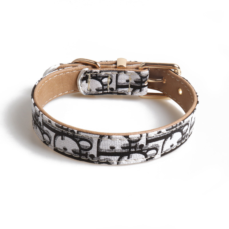 Arminger's new pet collars big PAI series dog collar Presbyopia PU metal buckle puppy collar traction rope
Arminger's new pet collars big PAI series dog collar Presbyopia PU metal buckle puppy collar traction rope