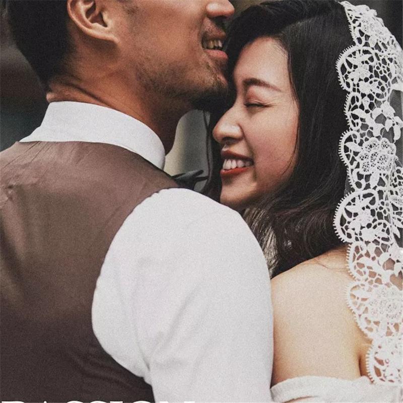 Bridal Veils Veil One Layer With Comb Full Lace Edge Appliqued White Ivory 3Meters Wedding Long Cathedrals Velo De NoviaBridal
Bridal Veils Veil One Layer With Comb Full Lace Edge Appliqued White Ivory 3Meters Wedding Long Cathedrals Velo De NoviaBridal