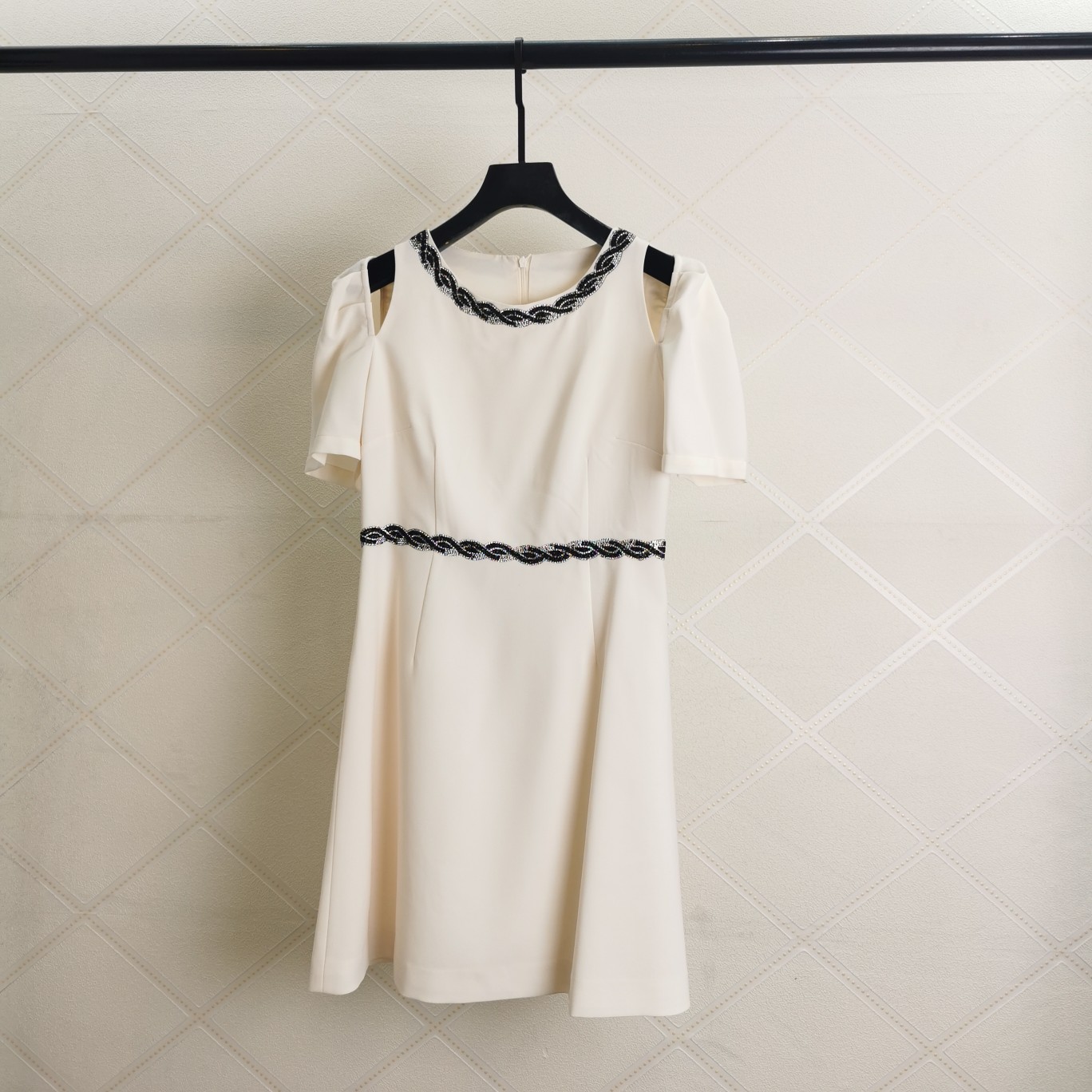 2022 spring and summer tide brand high-end elegant dress with fixed temperament, Black
2022 spring and summer tide brand high-end elegant dress with fixed temperament, Black
