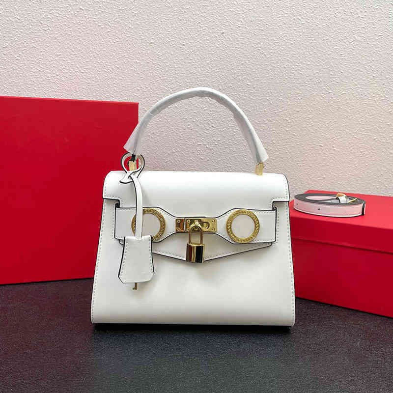Shoulder Bags Classic Style Handbag Totes 7 Colors Designer Bags Commuter Versatile Crossbody Bag Women Designer Handbags Fashion Messenger
Shoulder Bags Classic Style Handbag Totes 7 Colors Designer Bags Commuter Versatile Crossbody Bag Women Designer Handbags Fashion Messenger