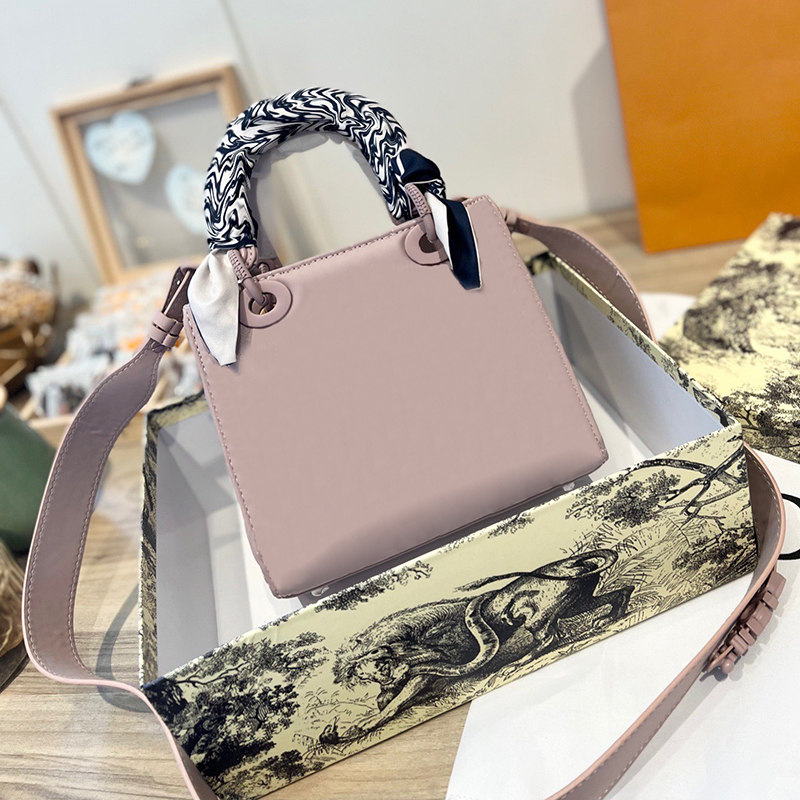 Handbags Tote Hight Quailty Lady Pu Shopping Pack Letter Stars Paty Fashion Bucket Sequins 17cm Woman Handbag Purse Designer Bags, Box
Handbags Tote Hight Quailty Lady Pu Shopping Pack Letter Stars Paty Fashion Bucket Sequins 17cm Woman Handbag Purse Designer Bags, Box
