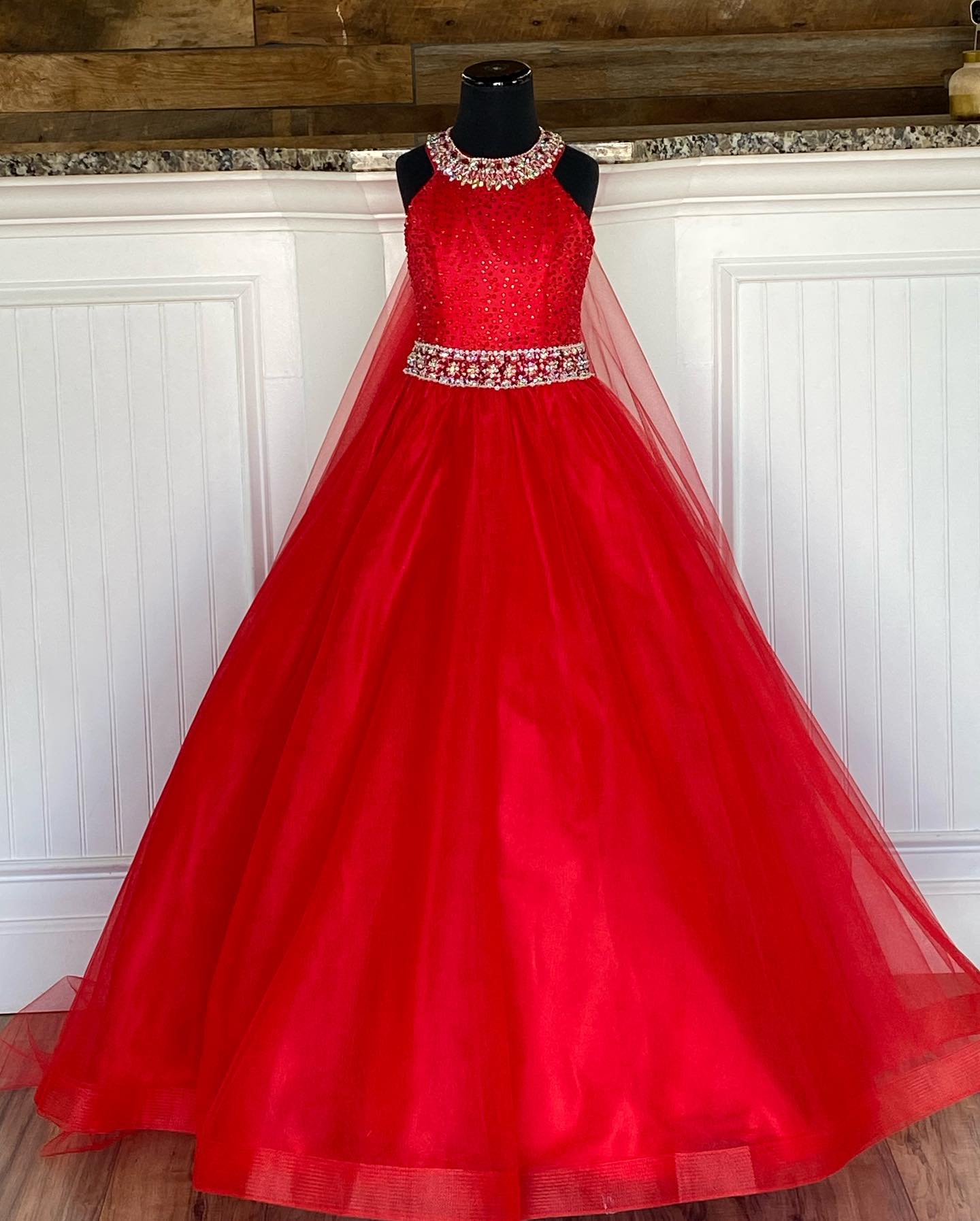 Crystals Girl Pageant Dress 2022 Ballgown AB Stone Red Organza little Kid Birthday Formal Party Gown Toddler Teens Preteen with Tulle Cape Halter Neck