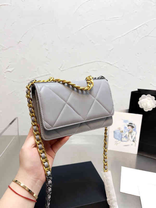 WOC Crossbody Bags Luxury Brand Woc Fashion Simple Small Square Classic Flap Women's Designer High Quality Real Leather Chain Wallet Handbag 1213