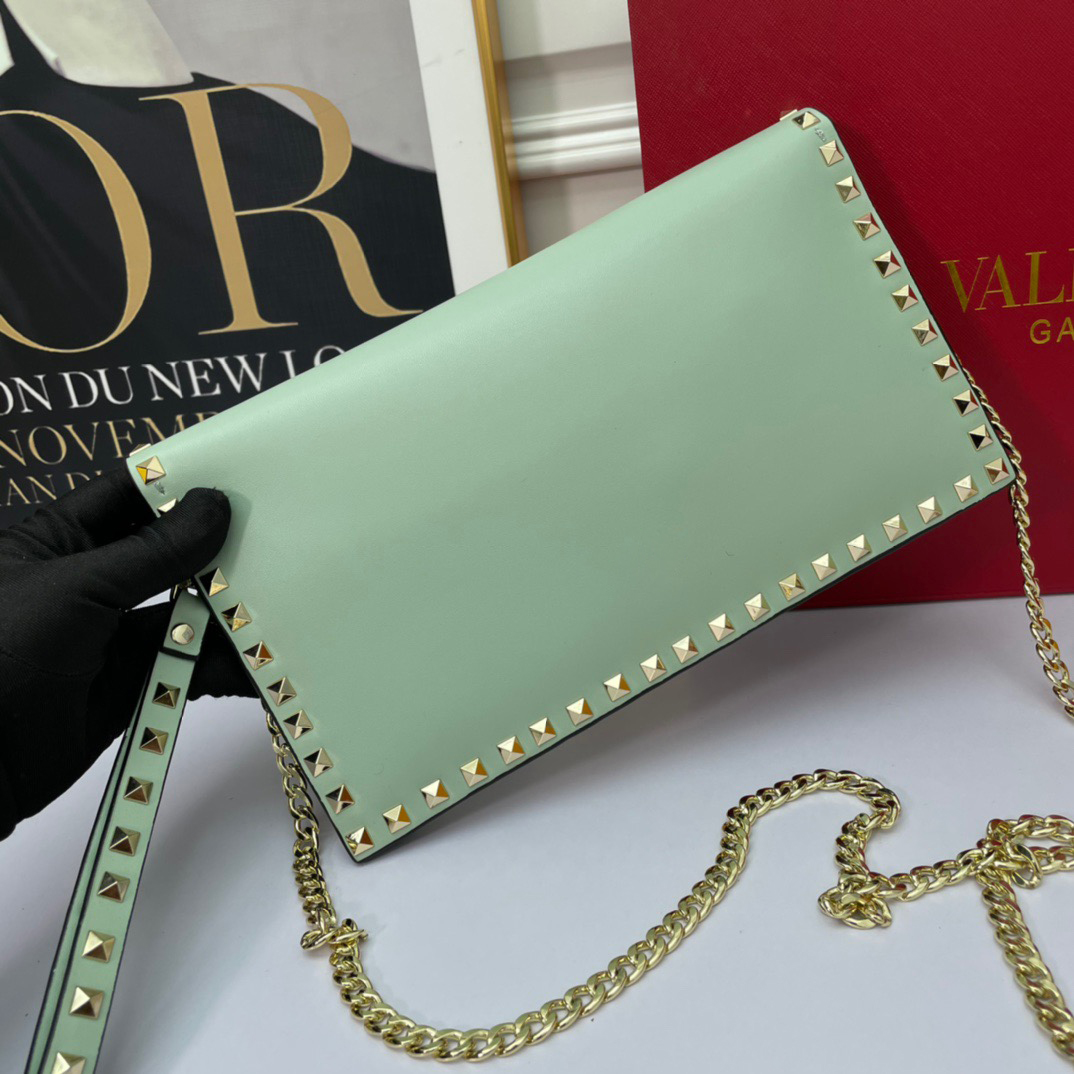 5A+ top quality Bags Designer Women luxurious crossbody Designers Bag Platinum rivet shoulder 28cm classic cowhide clutch wallets purse
5A+ top quality Bags Designer Women luxurious crossbody Designers Bag Platinum rivet shoulder 28cm classic cowhide clutch wallets purse