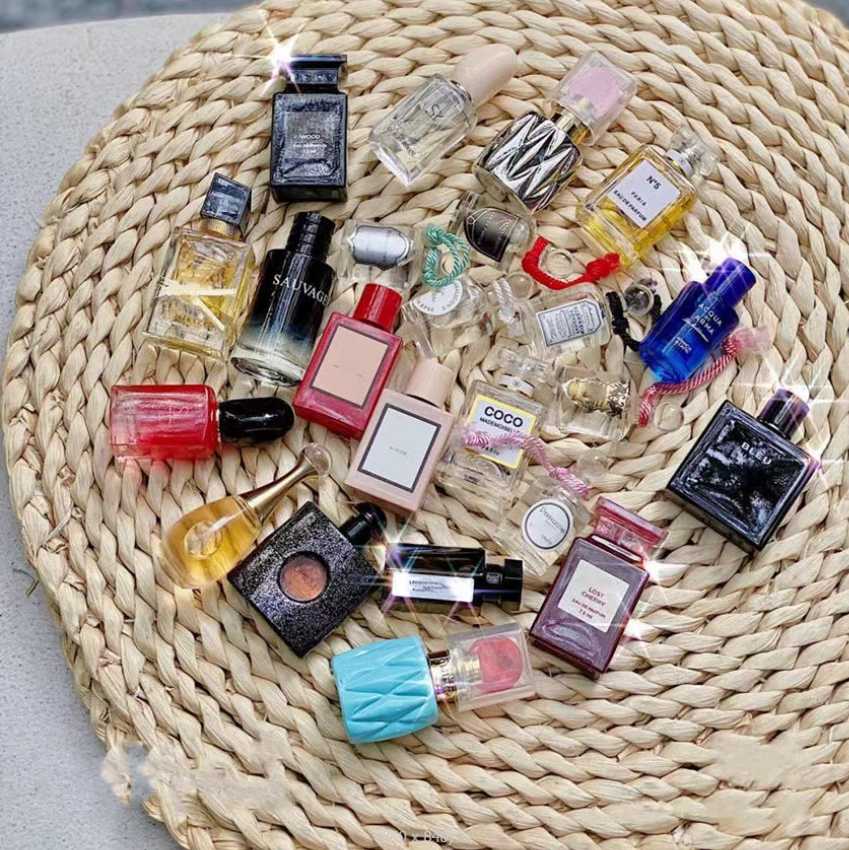 Designer Perfume Gift Box Gragrance 5ml 7.5ml 10ml Rose Prick Oud Wood neroli peach fabulous Charm Fragrance unisex Spray
Designer Perfume Gift Box Gragrance 5ml 7.5ml 10ml Rose Prick Oud Wood neroli peach fabulous Charm Fragrance unisex Spray